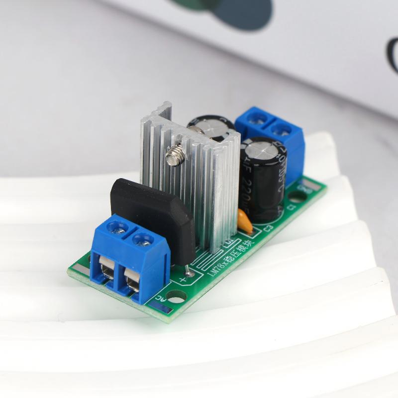 ホットセール L7805 L7812 降圧電源モジュール 5 - Diy Electronics For Sale のレビューと価格