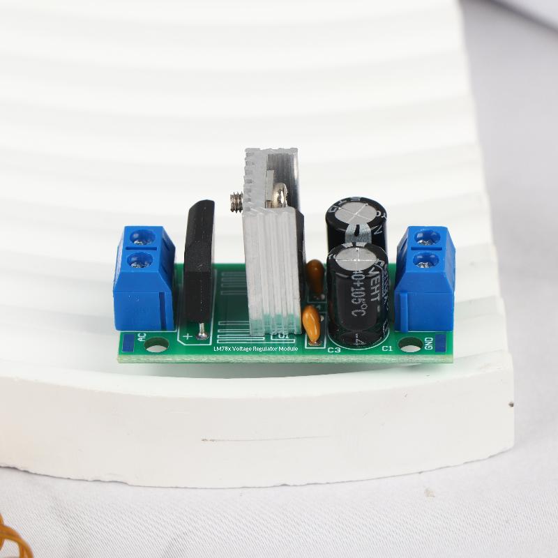 ホットセール L7805 L7812 降圧電源モジュール 5 - Diy Electronics For Sale のレビューと価格